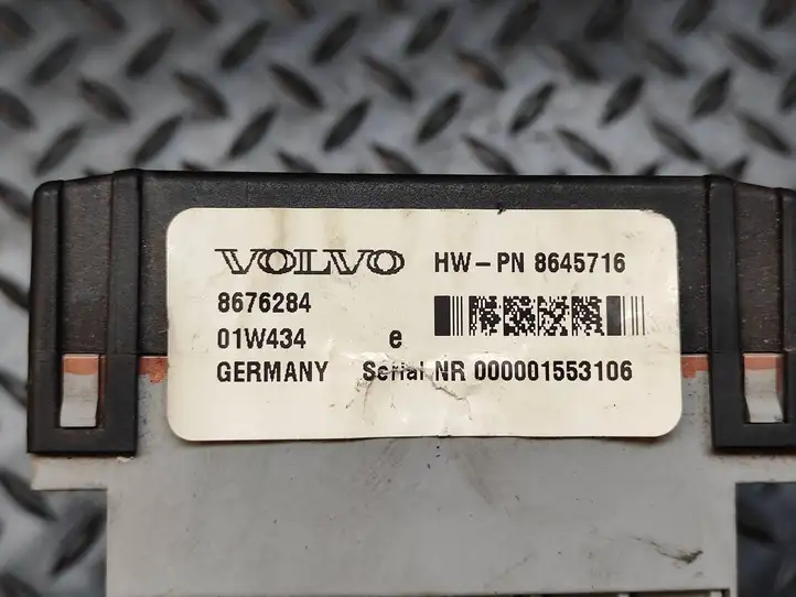 Volvo V70 (2000 - 2004) 8676284 Модуль комфорта — фото 4