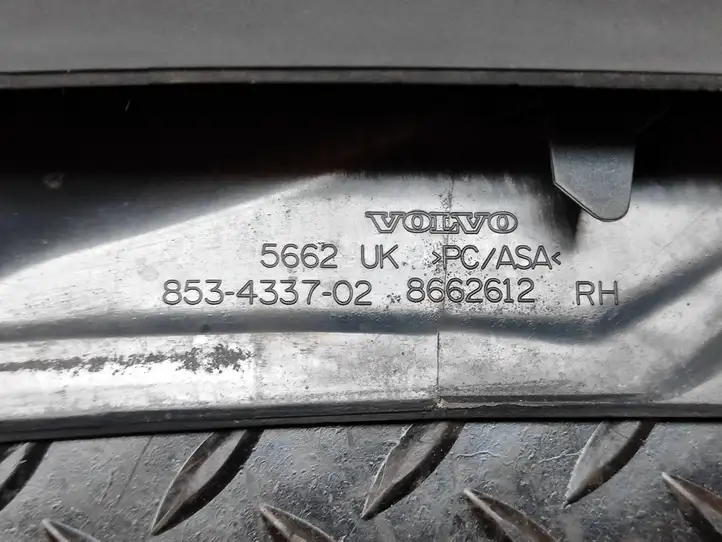 Volvo V70 (2000 - 2004) 8662612 Крышка рейлинга — фото 6