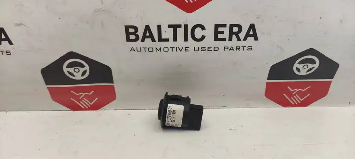 BMW 3 F30 F35 F31 (2012 - 2018) 9272858 Кнопка фаркопа в багажнике — фото 2