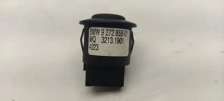 BMW 3 F30 F35 F31 (2012 - 2018) 9272858 Кнопка фаркопа в багажнике — фото 4