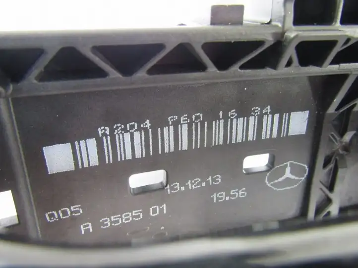 Mercedes-Benz C W204 (2007 - 2014) Наружная ручка двери — фото 3