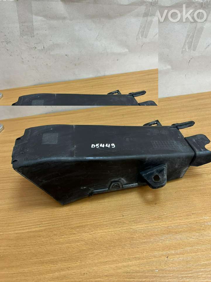 BMW 7 F01 F02 F03 F04 (2008 - 2016)  22793115 Деталь (детали) канала забора воздуха