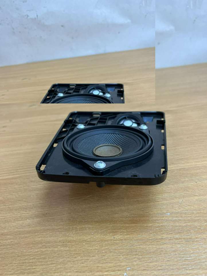 BMW 7 F01 F02 F03 F04 (2008 - 2016)  6513694973704 Громкоговоритель в панели