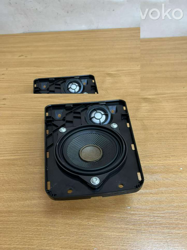 BMW 7 F01 F02 F03 F04 (2008 - 2016)  6513694973704 Громкоговоритель в панели