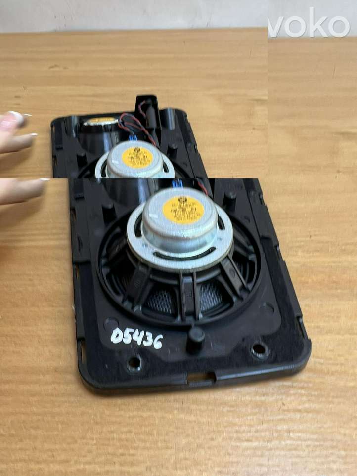 BMW 7 F01 F02 F03 F04 (2008 - 2016)  6513694973704 Громкоговоритель в панели