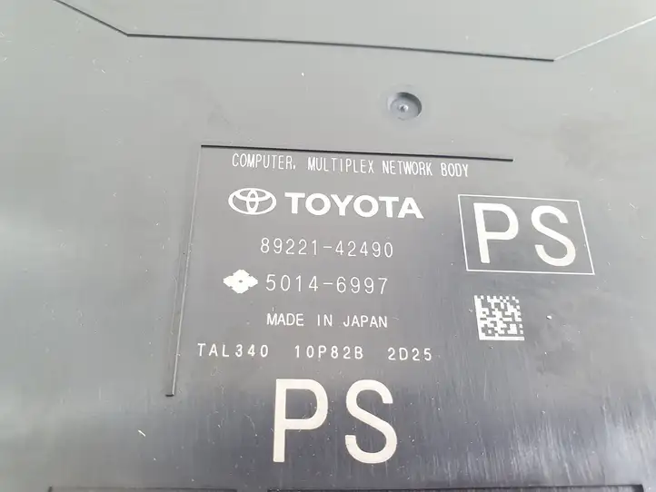 Toyota RAV 4 (XA50) (2018 - ) 8922142490 Прочие блоки управления — фото 6