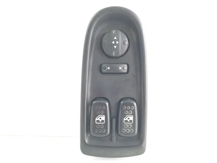 Iveco Daily Daily 35.8 - 9 (1998 - 2014) 69500478 Блок кнопок стеклоподъемников — фото 1