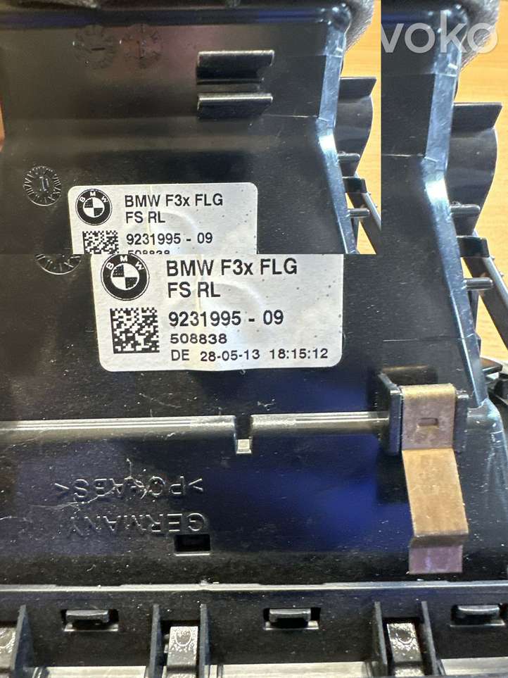 BMW 3 F30 F35 F31 (2012 - 2018)  9231995 Центральный дефлектор