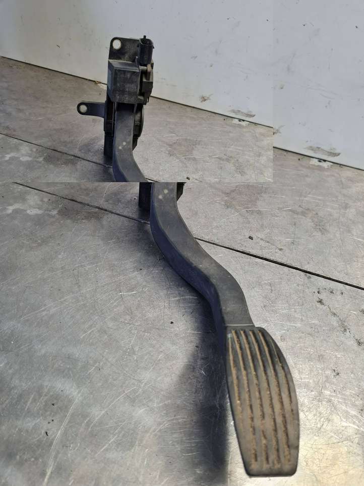Iveco Daily 35-40.10 (2001 - 2016)  0281002359 Педаль акселератора