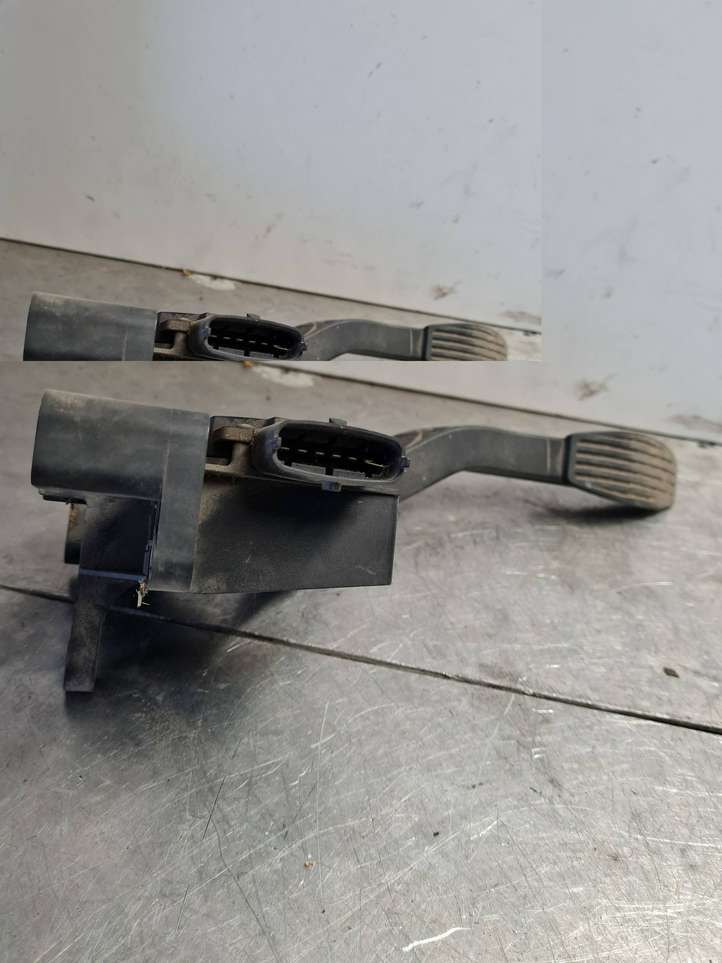 Iveco Daily 35-40.10 (2001 - 2016)  0281002359 Педаль акселератора