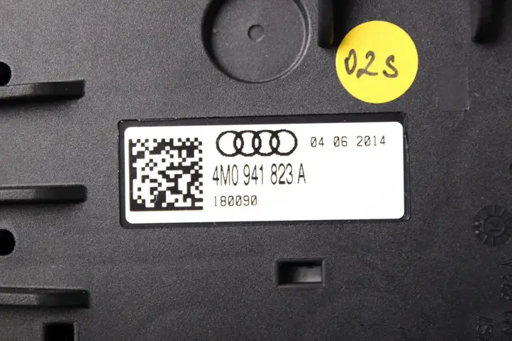 Audi Q7 4M (2015 - ) 4M0941823A Клеммный узел плюсовых проводов — фото 5