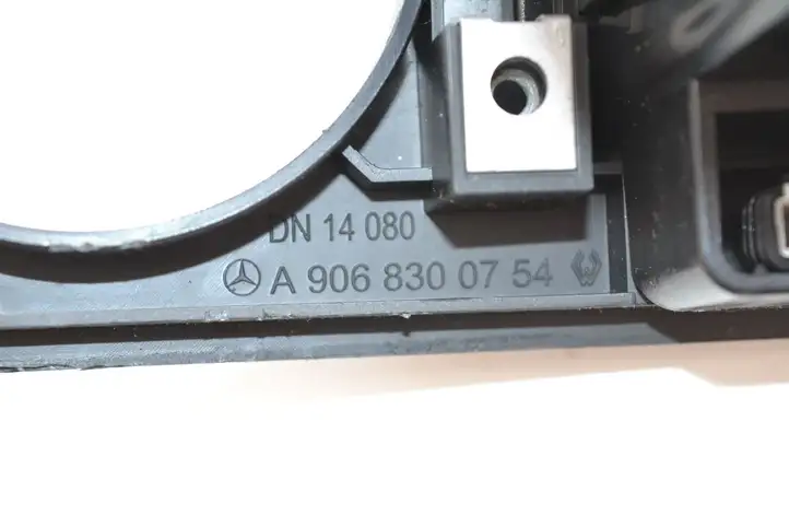 Mercedes-Benz Sprinter W906 (2006 - 2018) A9068300754 Воздушная решетка панели — фото 6