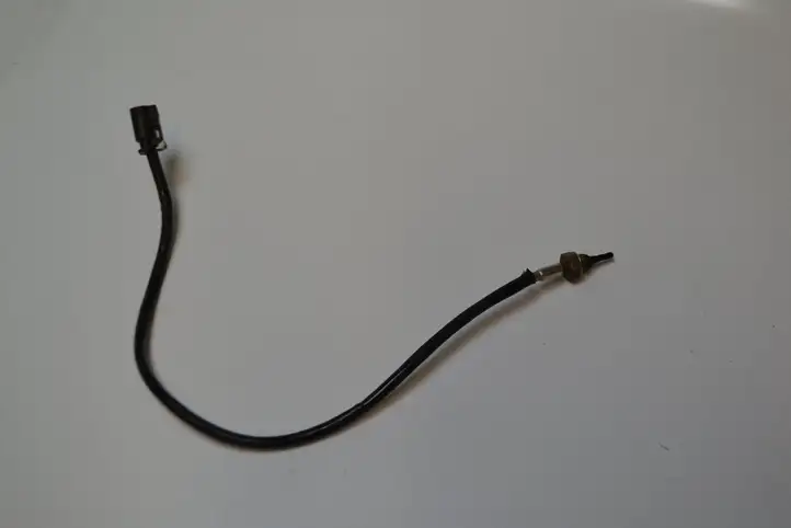 BMW 3 F30 F35 F31 (2012 - 2018) 8507628 Датчик температуры масла — фото 1