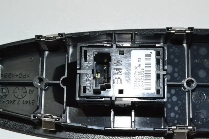 BMW 3 F30 F35 F31 (2012 - 2018) 920810702 Блок кнопок стеклоподъемников — фото 3