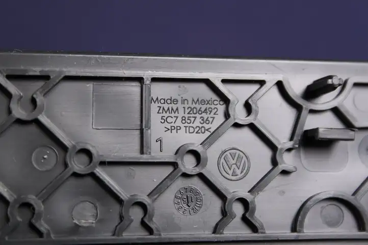 Volkswagen Jetta VI (2011 - 2018) 5C7857367 Прочие детали салона — фото 3