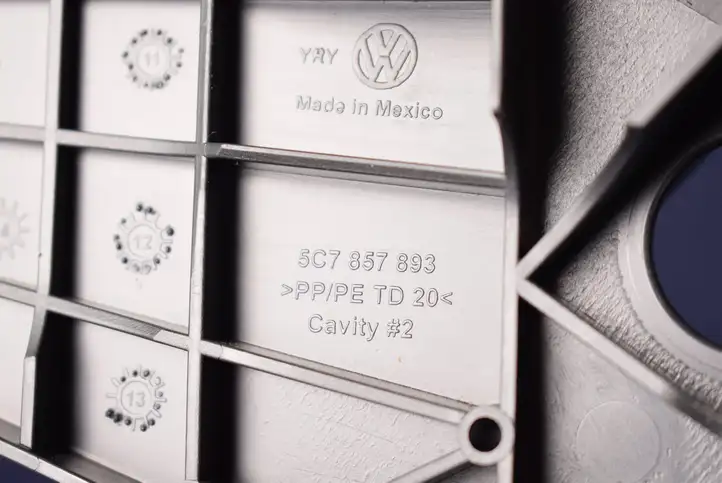 Volkswagen Jetta VI (2011 - 2018) 5C7857893 Прочие детали салона — фото 3