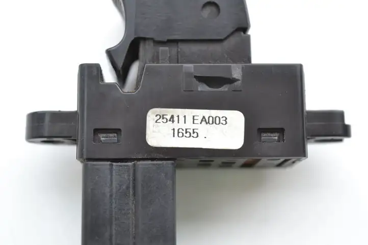 Nissan NP300 (2008 - 2015) 25411EA003 Блок кнопок стеклоподъемников — фото 4