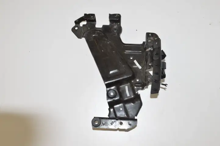 Volkswagen Jetta VI (2011 - 2018) 5C0972597B Другая часть кузова — фото 2