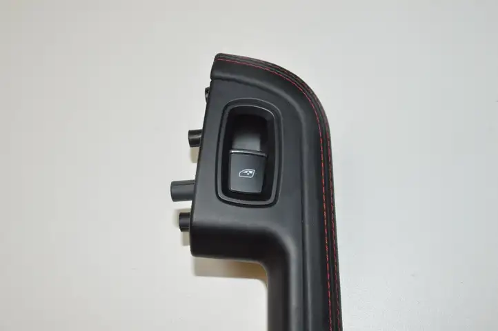 Porsche Macan (95B) (2014 - 2018) 95B867374A Прочие детали салона — фото 3