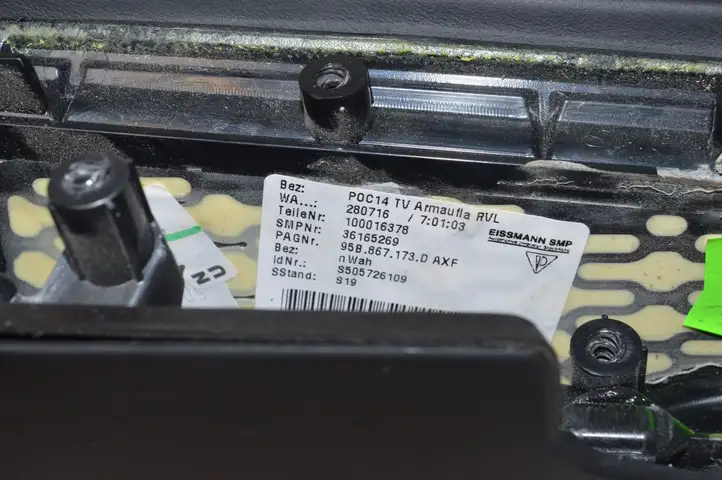 Porsche Macan (95B) (2014 - 2018) 95B867173D Прочие детали салона — фото 4