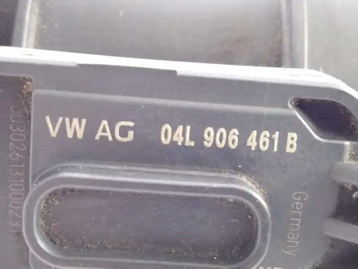 Volkswagen Tiguan (2016 - 2020) 04L906461B Датчик массового расхода воздуха — фото 2