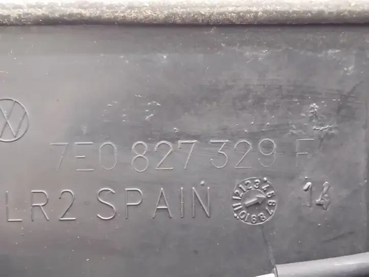 Volkswagen Transporter - Caravelle T5 (2003 - 2009) 7E0827329F Подсветка номера — фото 9
