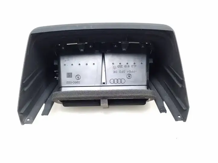 Audi Q7 4L (2005 - 2009) 4L0819203 Центральный воздушный дефлектор — фото 3