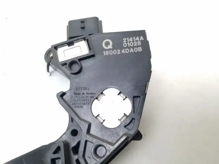 Nissan Juke I F15 (2010 - 2018) 180024DA0B Педаль акселератора — фото 2