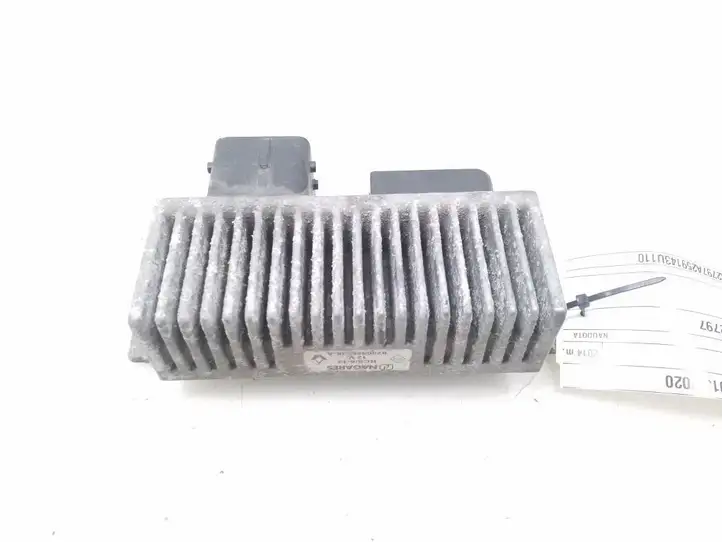Nissan Juke I F15 (2010 - 2018) 8200558438-A Реле накала свечей — фото 1