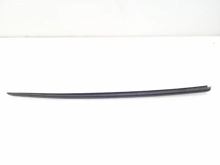 Audi A4 S4 B8 8K (2007 - 2011) 8K0854328 Накладка стоек лобового стекла — фото 1