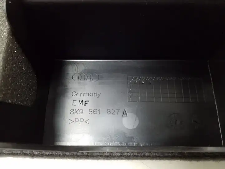 Audi A4 S4 B8 8K (2007 - 2011) 8K9861827A Обшивка стойки у окна — фото 3