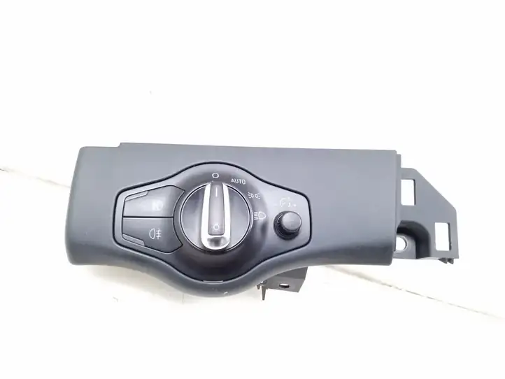 Audi A4 S4 B8 8K (2007 - 2011) 8K0941531AL Включатель фонарей — фото 1