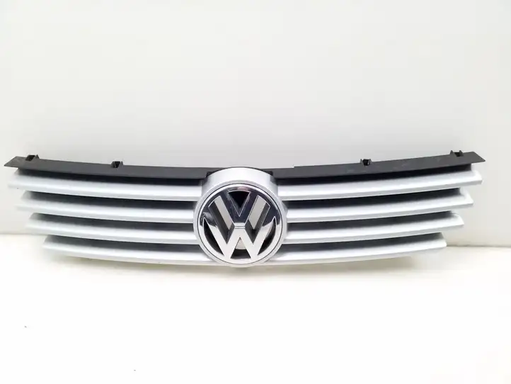 Volkswagen Polo III 6N 6N2 6NF (1994 - 2001) 6N0853651J Передняя решетка — фото 1