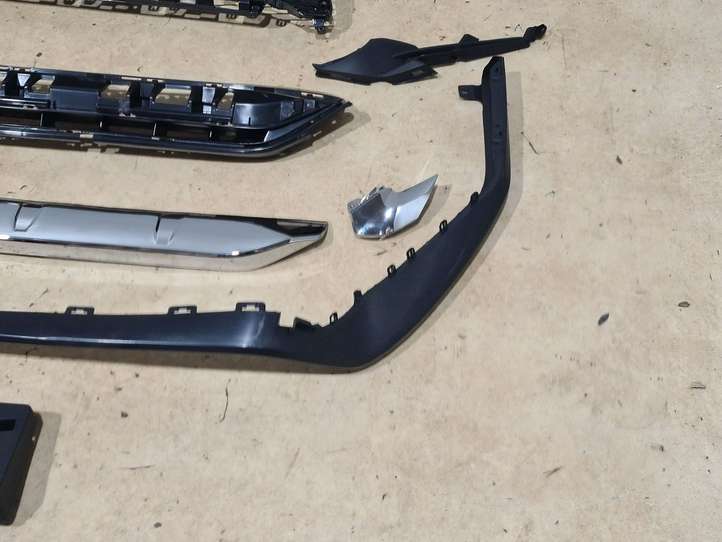 Lexus RX 450h (2015 - 2019)  5315548060 Комплект бампера
