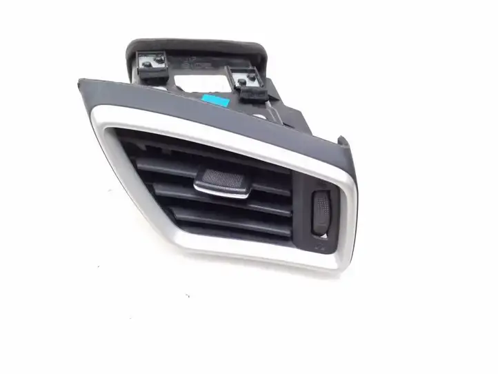 Nissan Qashqai (2013 - 2017) 687604EA0A Боковой воздушный дефлектор — фото 1