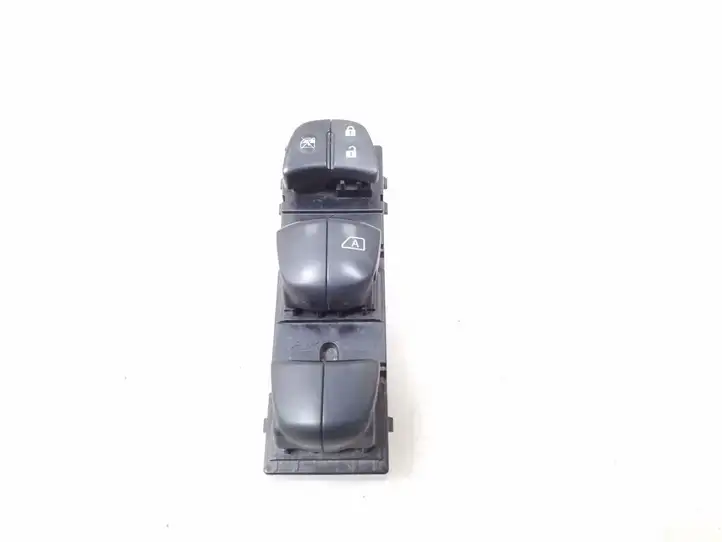 Nissan Qashqai (2013 - 2017) Кнопка стеклоподъемников — фото 1