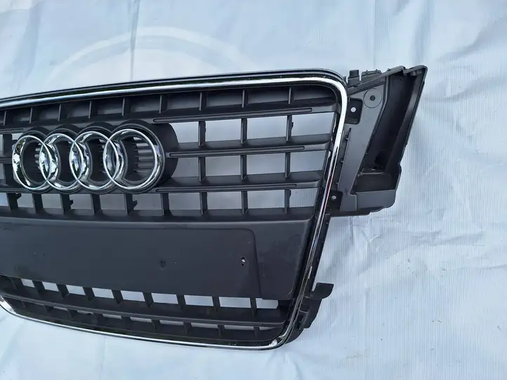 Audi A5 8T 8F (2007 - 2011) 8T0853651E Верхняя решетка радиатора — фото 19