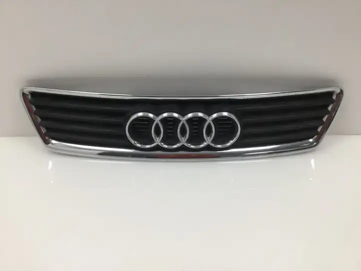 Audi A6 S6 C5 4B (2001 - 2004) 4Z7853651 Передняя решетка — фото 1
