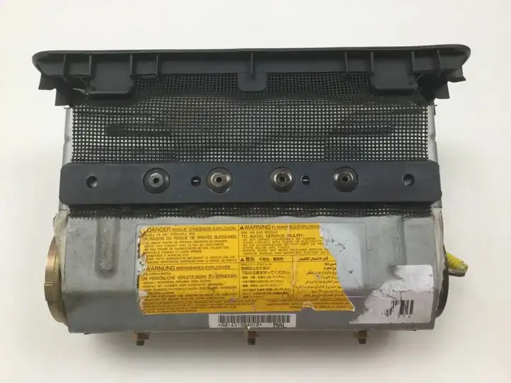 Mitsubishi Pajero (1999 - 2003) 7628441010 Подушка безопасности пассажира — фото 3