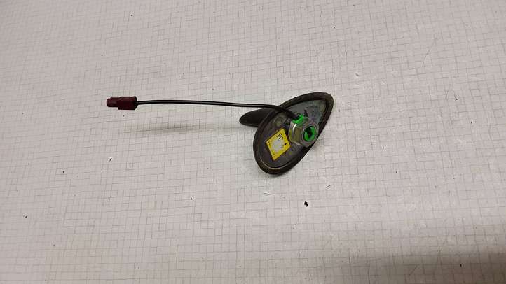 Saab 9-5 (2006 - 2010)  643000842 Антенна (антенна GPS)