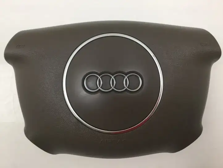 Audi A6 S6 C5 4B (2001 - 2004) 8E0880201 Подушка безопасности руля — фото 1