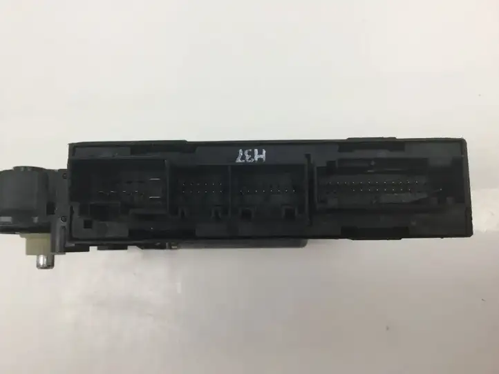 Audi A4 S4 B6 8E 8H (2000 - 2006) 8E0959802E Стеклоподъемник задней двери — фото 4