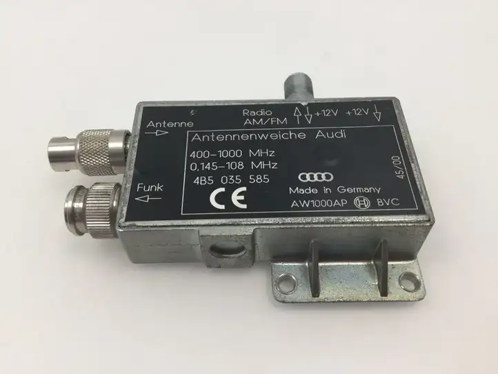 Audi A8 S8 D2 4D (1999 - 2002) 4B5035585 Усилитель звука — фото 1