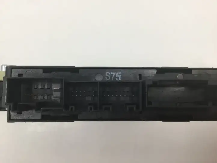 Audi A4 S4 B7 8E 8H (2004 - 2009) 8E0959801A Стеклоподъемник задней двери — фото 4