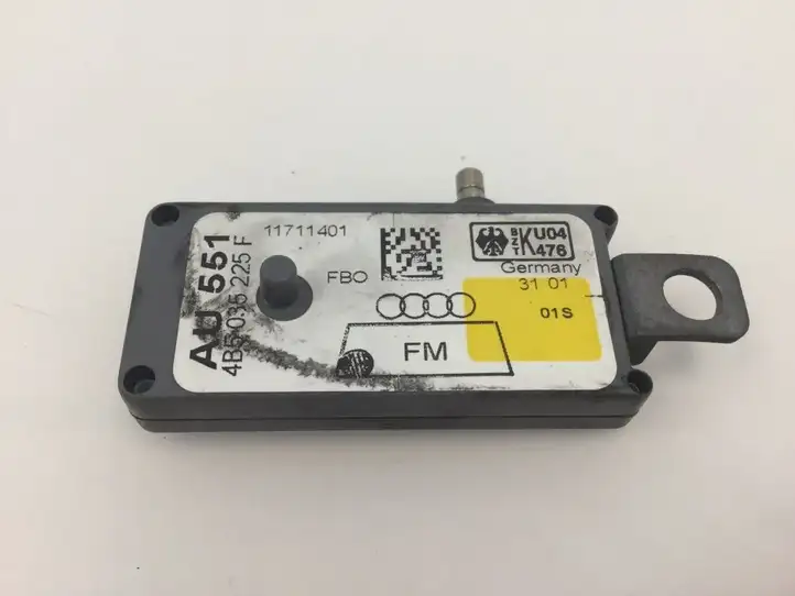 Audi A6 S6 C5 4B (1997 - 2001) 4B5035225F Усилитель звука — фото 1