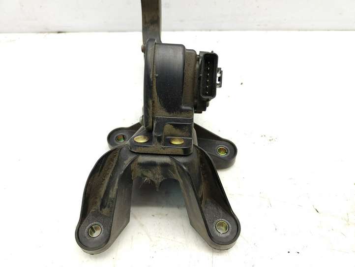 Hyundai Sonata (2003 - 2007)  BBO0270A3L100 Педаль акселератора