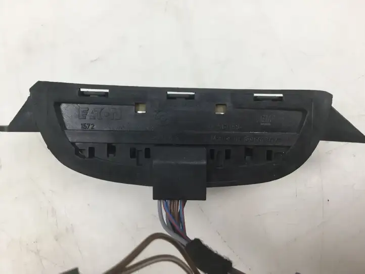 Opel Zafira A (1999 - 2003) 90561159 Кнопки на рулевом колесе — фото 3