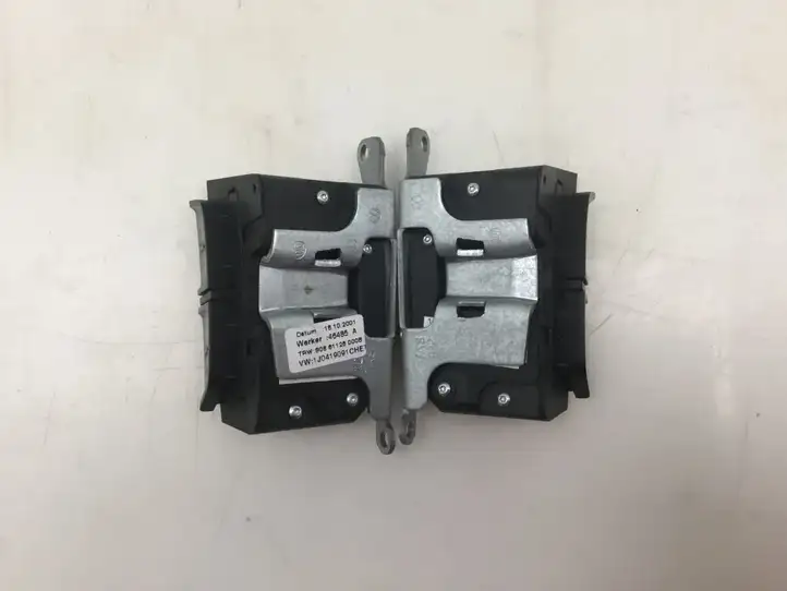 Volkswagen Golf IV (1998 - 2005) 1J0419091CHE Кнопки на рулевом колесе — фото 2