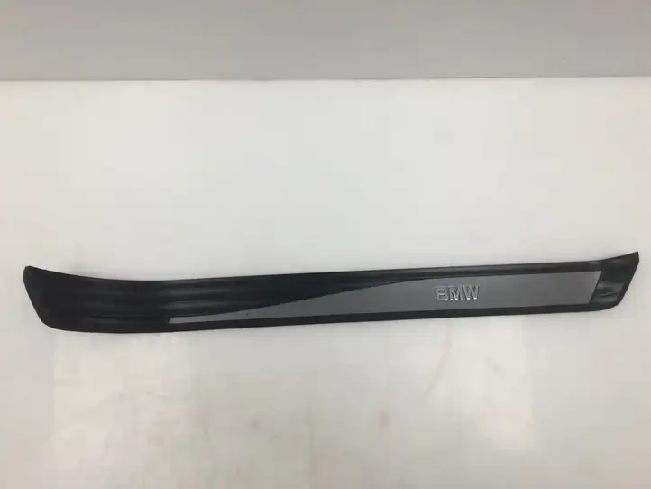 BMW 5 E60 E61 (2004 - 2010) 51477034304 Внутренняя отделка переднего порога — фото 1