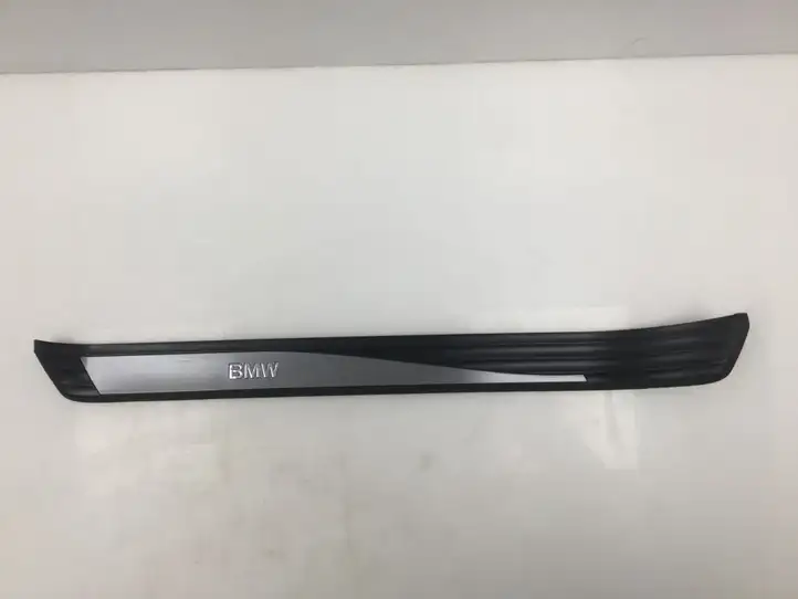 BMW 5 E60 E61 (2004 - 2010) 51477034303 Внутренняя отделка переднего порога — фото 1